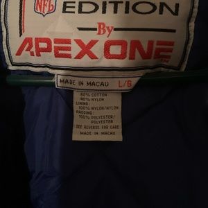 Vintage Dallas Cowboys Jacket made by apex an original. It is size Large.